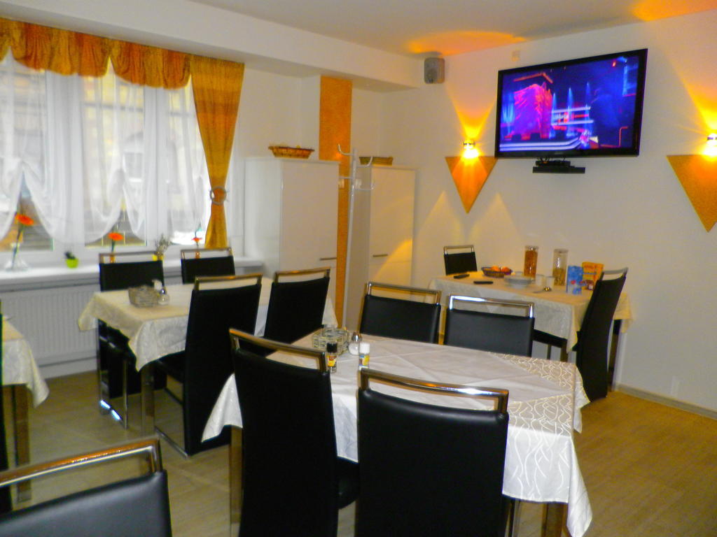 Astra Hotel Kaiserslautern Buitenkant foto